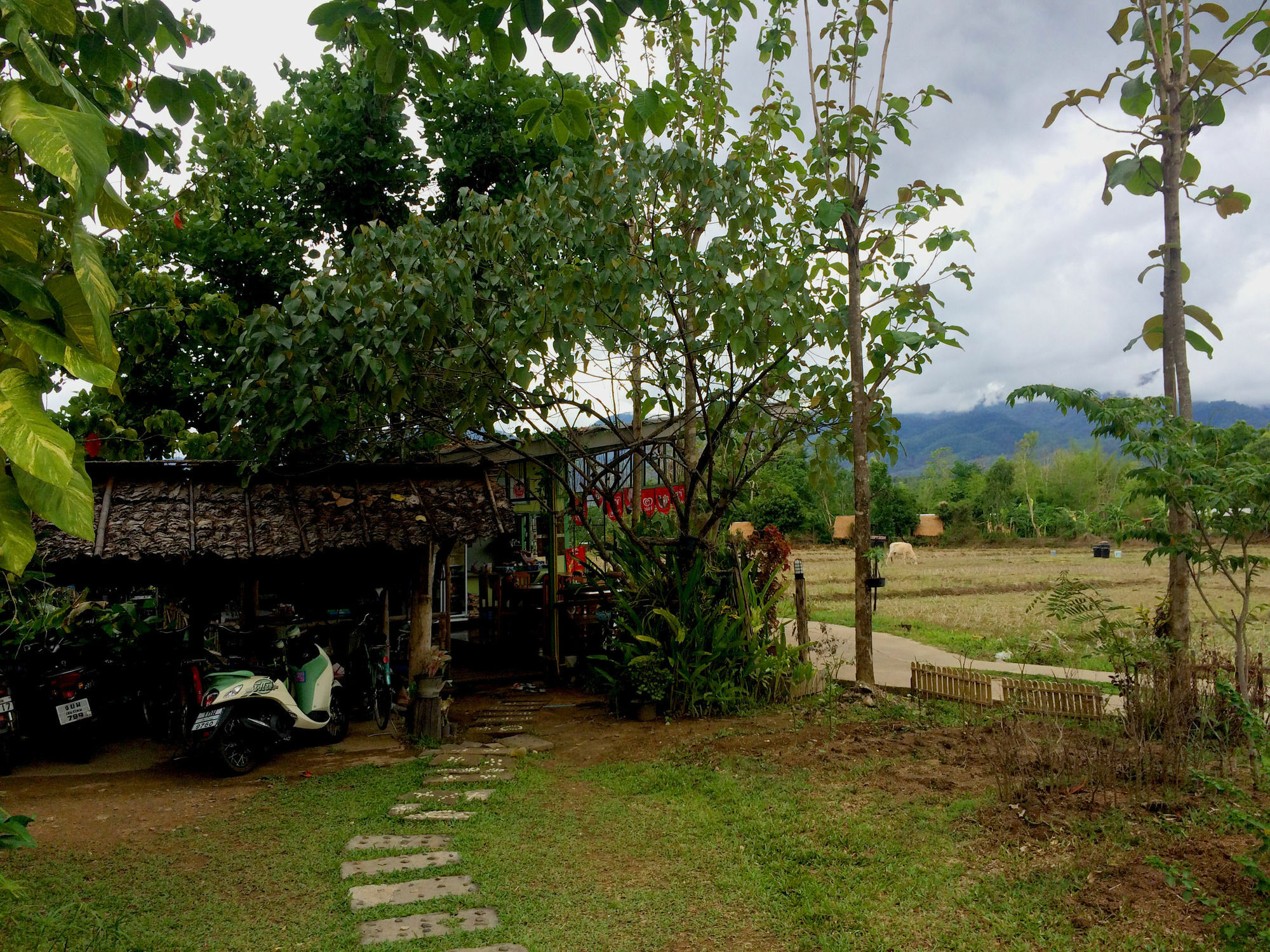 Apartamento Baan Ing Na Pai Exterior foto